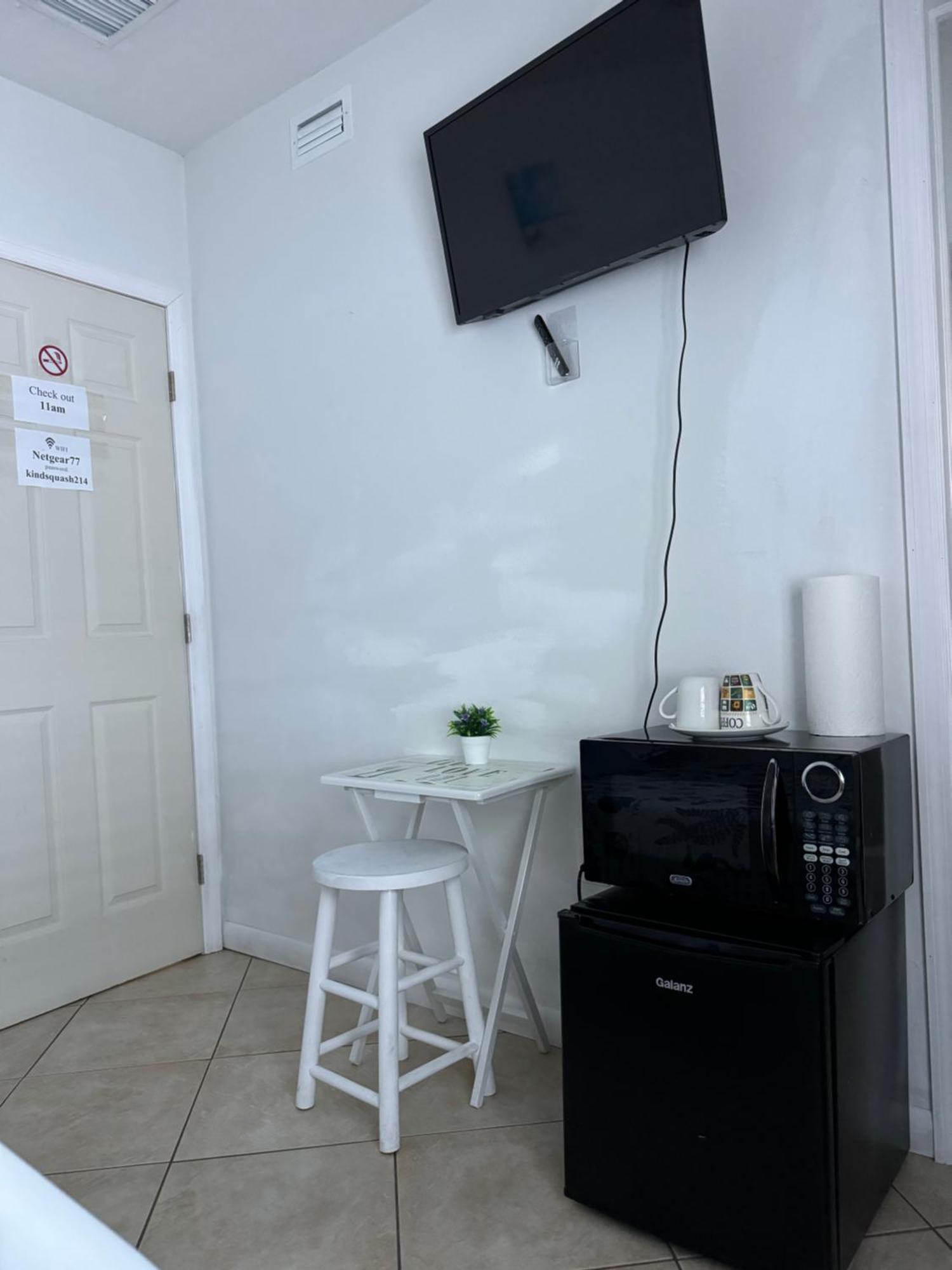 B5 Best Value On Private Bedroom With Private Bathroom In Little Havana, Miami Exterior foto